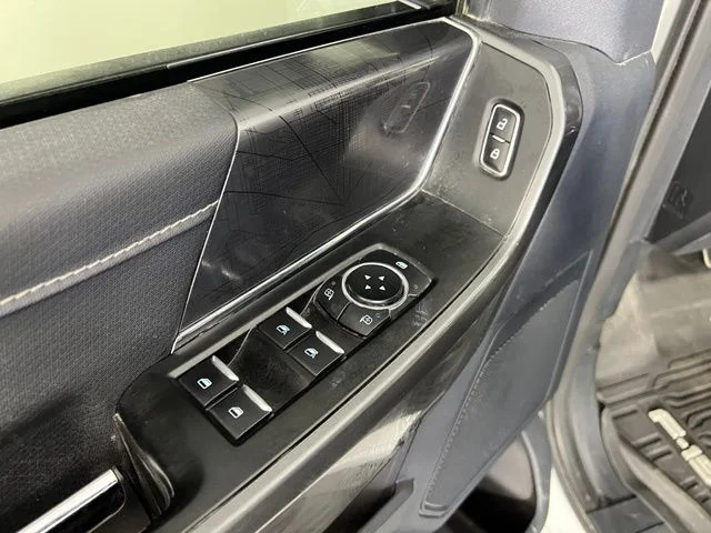Used 2023 White Ford XLT image 18
