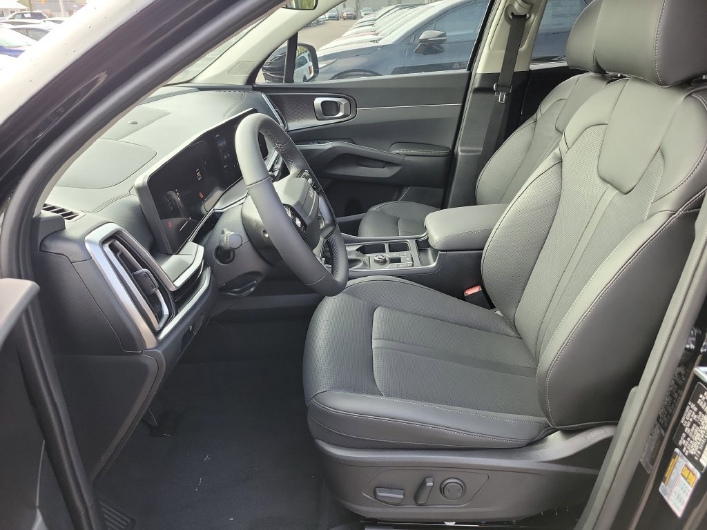 New 2026 Ebony Black Kia S image 21