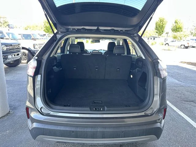 Used 2022 Gray Ford SEL image 23