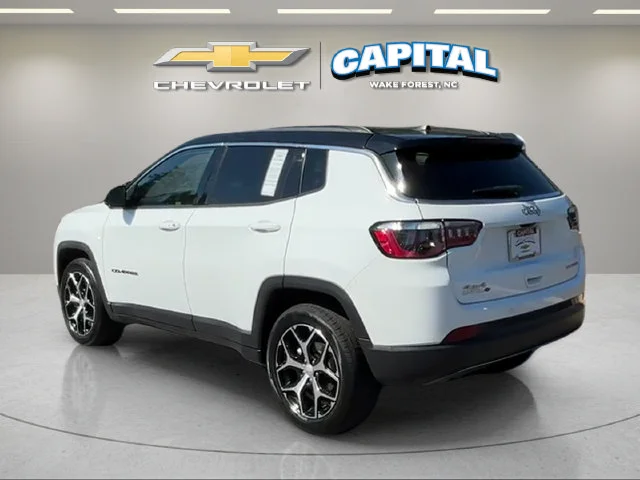 Used 2024 White Jeep Limited image 3