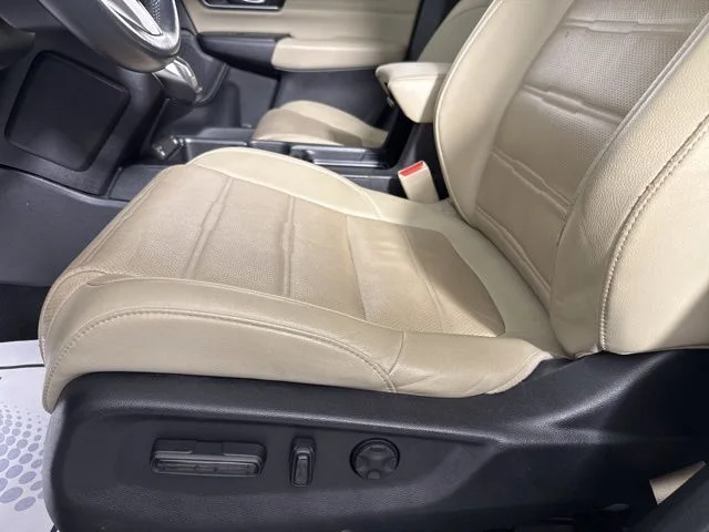 Used 2021  Honda EX-L image 18
