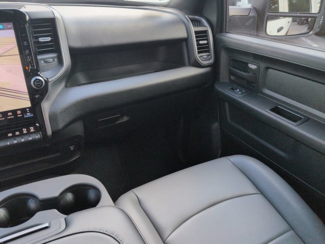2026 RAM 3500 Tradesman - Photo 17