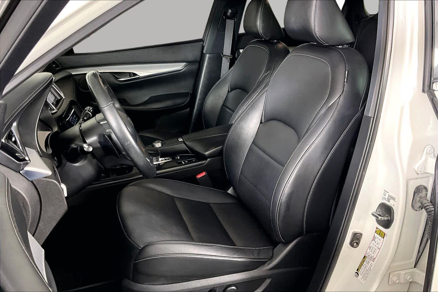 Pre-Owned 2020 INFINITI QX50 LUXE