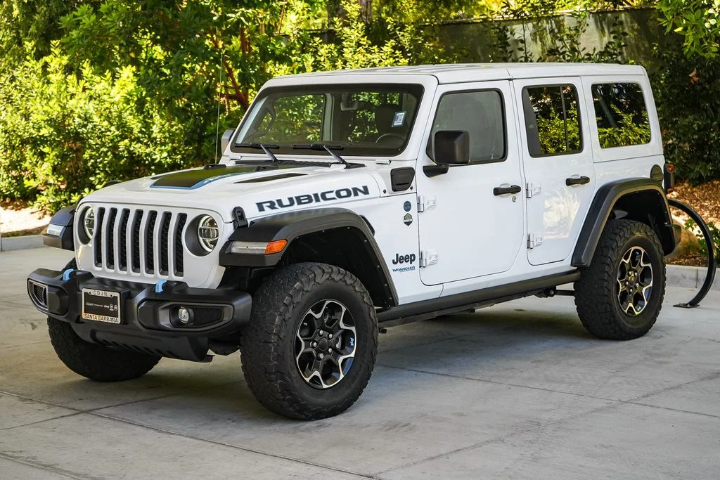 Used 2022 White Jeep Unlimited Rubicon 4xe image 3