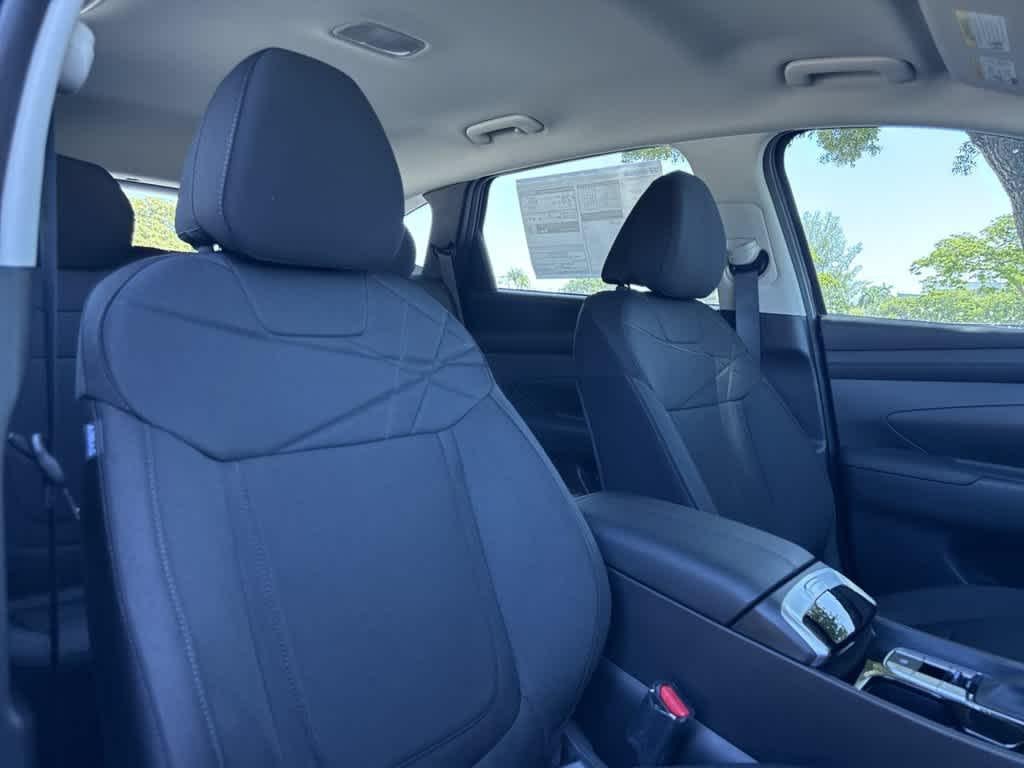 New 2026 Phantom Black Hyundai SE FWD image 29