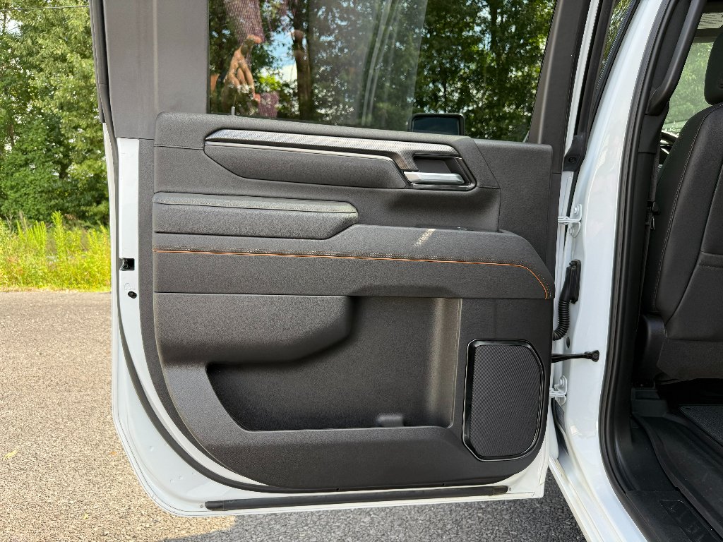 2025 GMC Sierra 2500HD AT4 - Photo 24