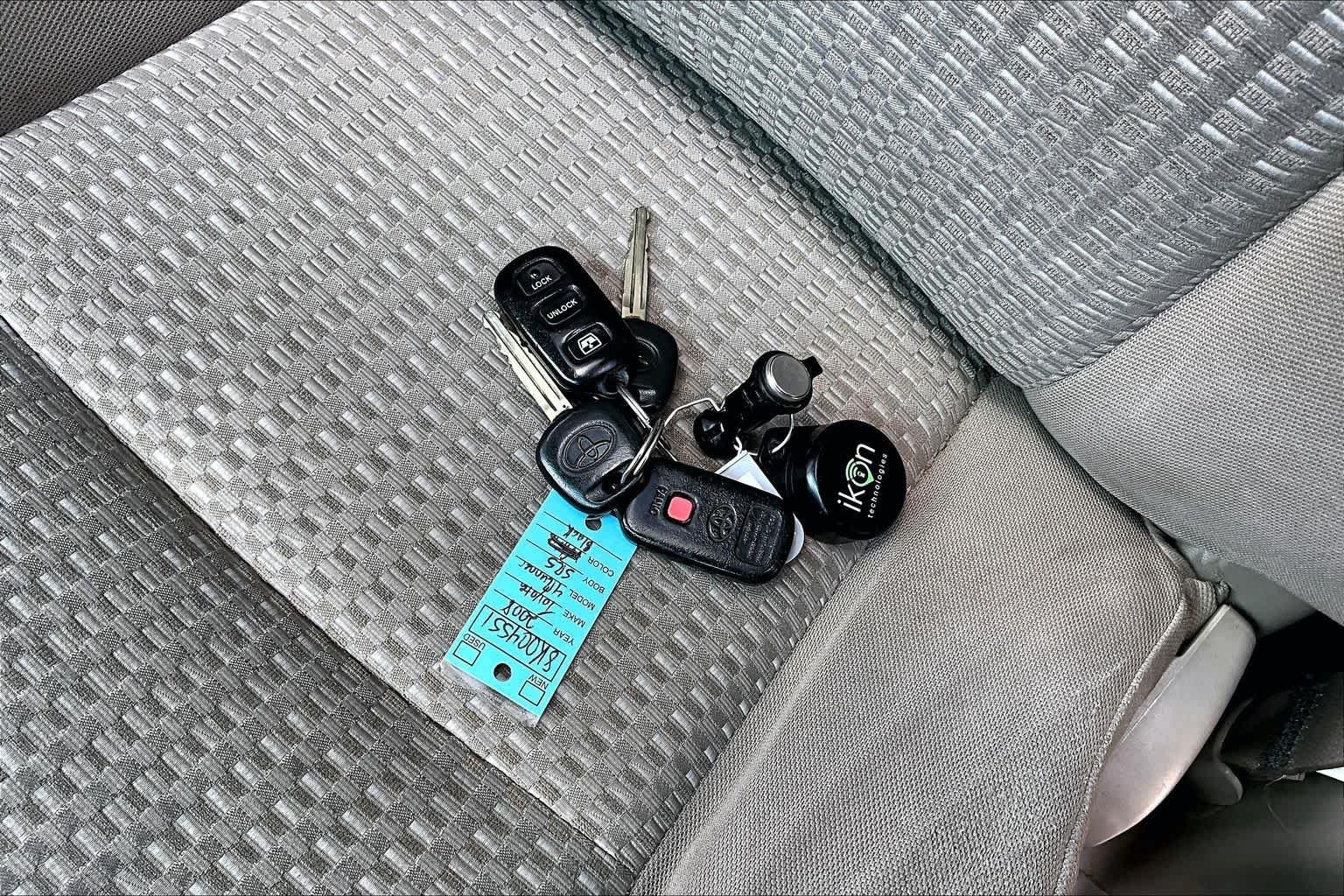 Used 2008 Black Toyota SR5 image 14