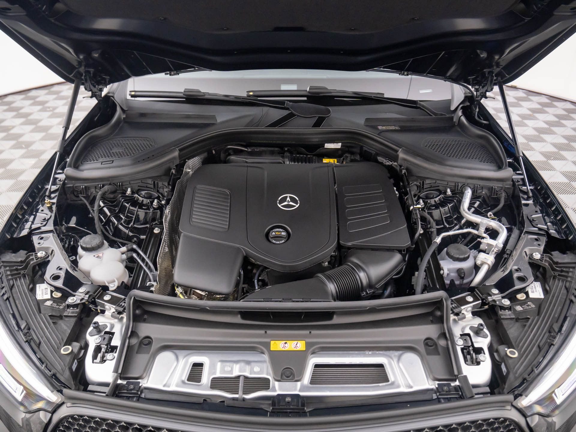 2026 Mercedes-Benz GLC Coupe GLC 300 - Photo 30