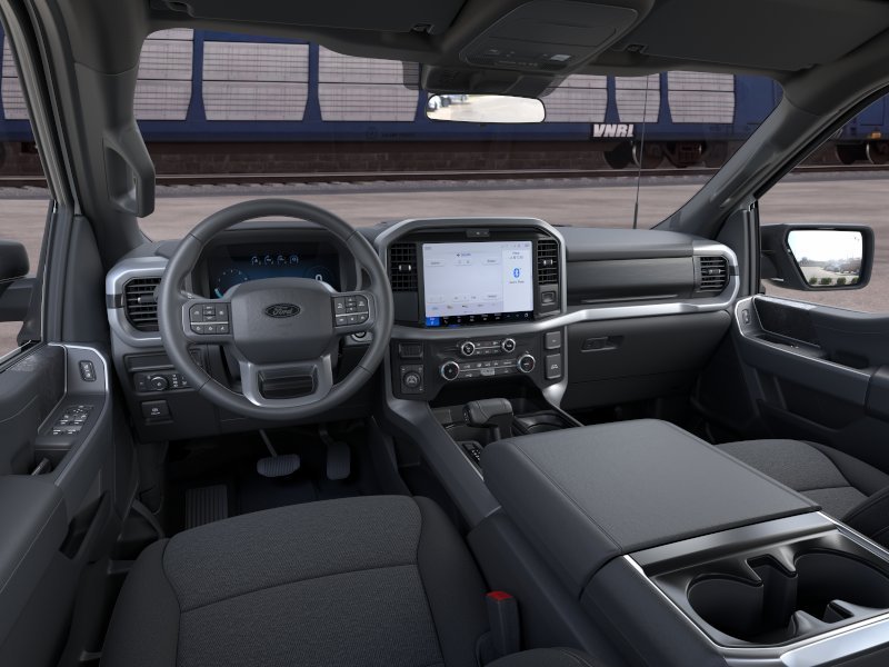 New 2026 Oxford White Ford XLT image 9