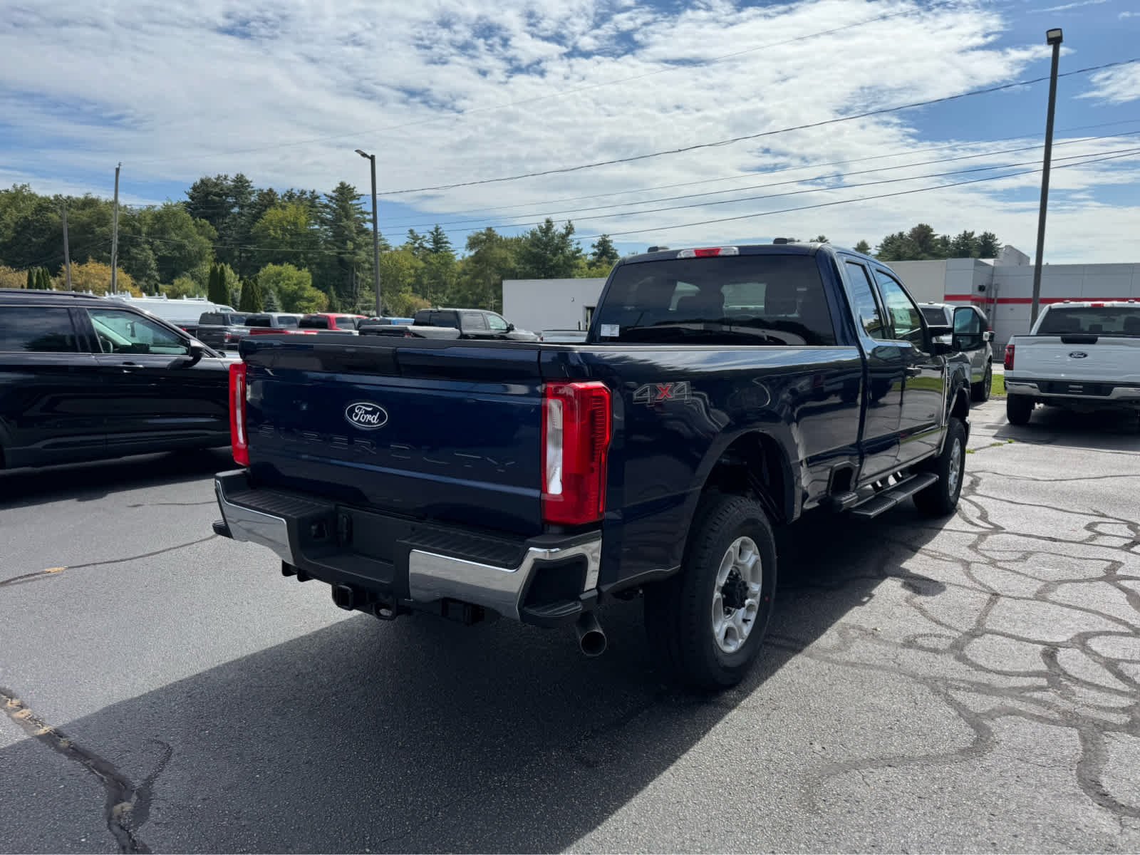 New 2027 Neptune Blue Ford XLT image 6