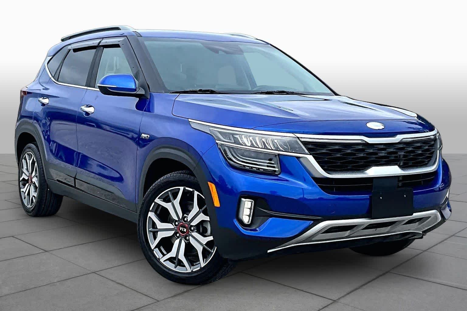 Used 2021 Neptune Blue Kia SX image 3