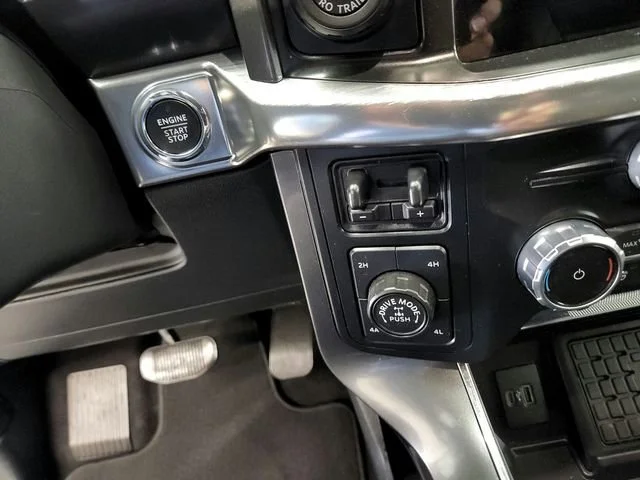 2023 Ford F-150 Lariat - Photo 31