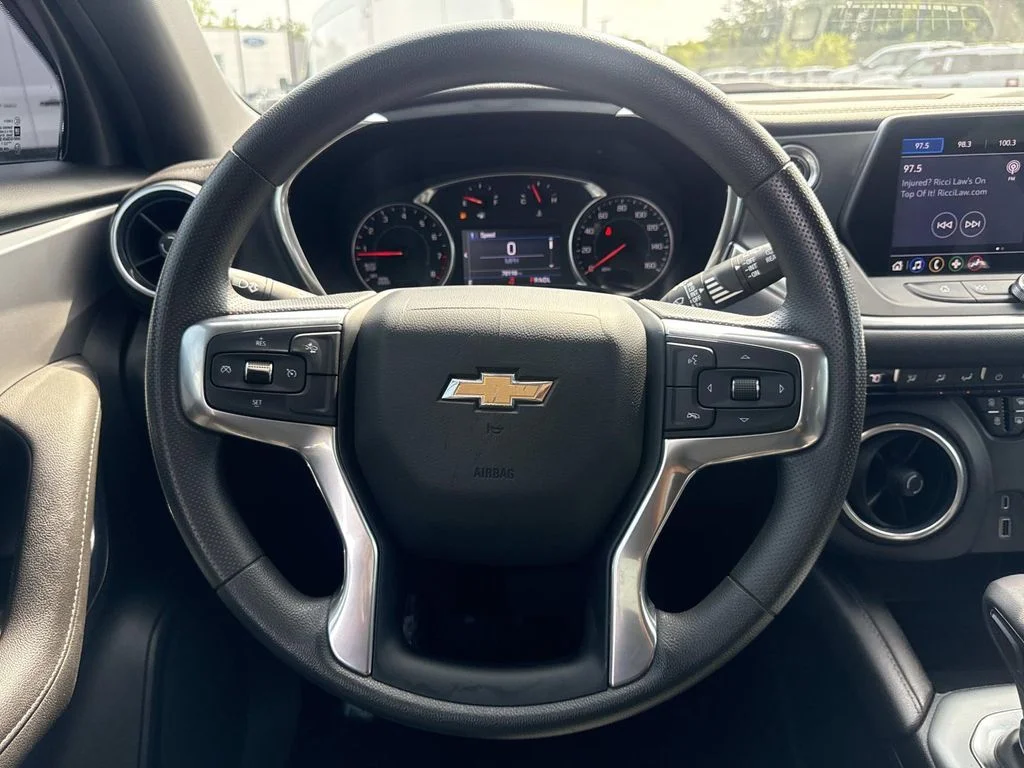 Used 2021 Gray Chevrolet LT image 12