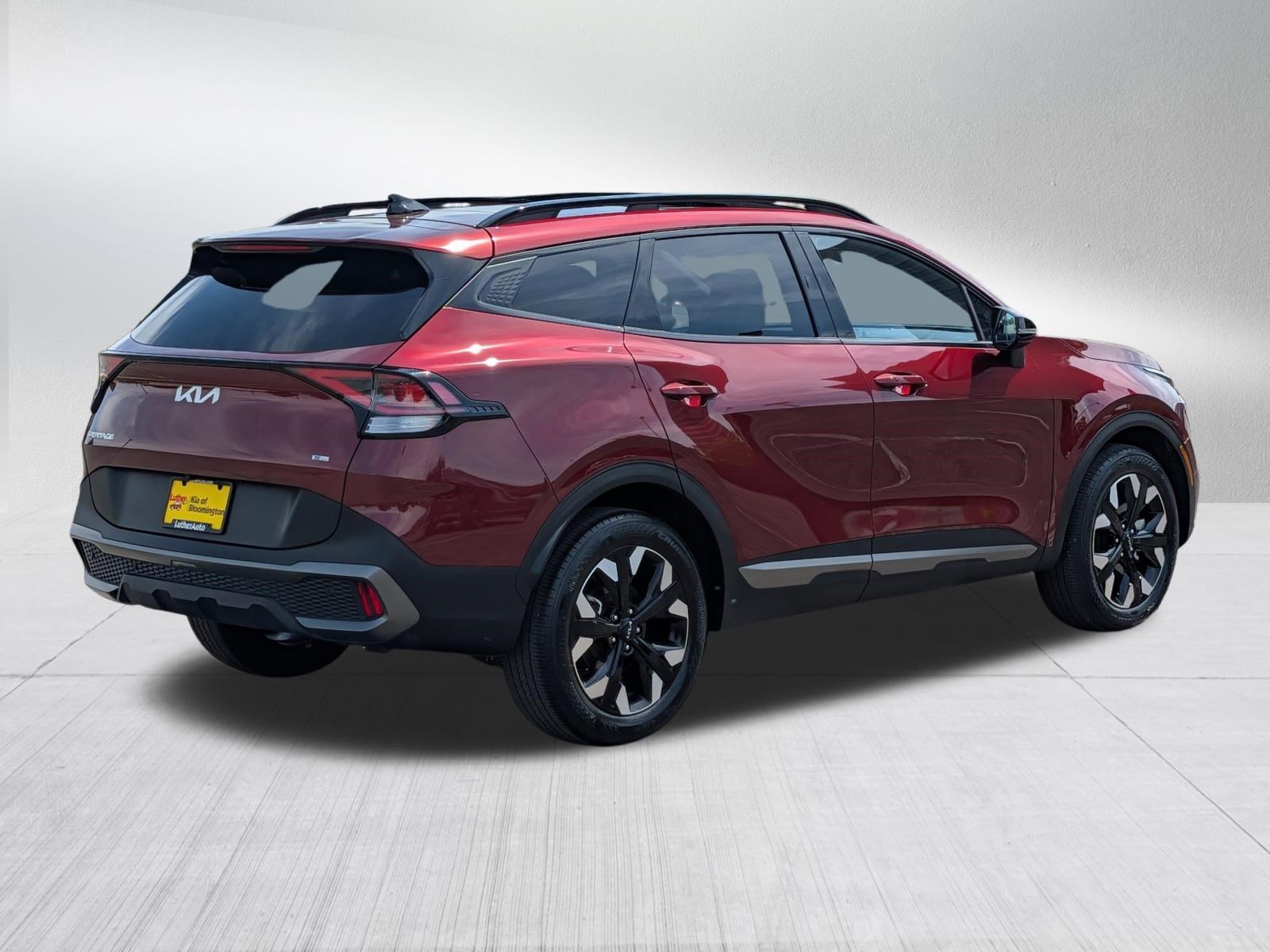 Certified Used 2023 Dawning Red Kia X-Line image 3
