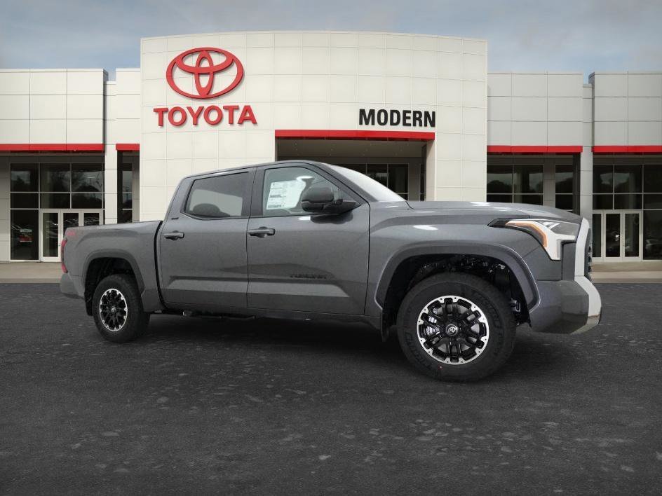 New 2026 Magnetic Gray Meta Toyota SR5 image 8