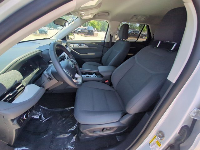 New 2026 Space White Metallic Ford Active image 18