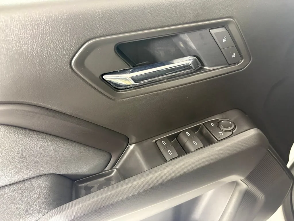 New 2026 Summit White Chevrolet LT image 22