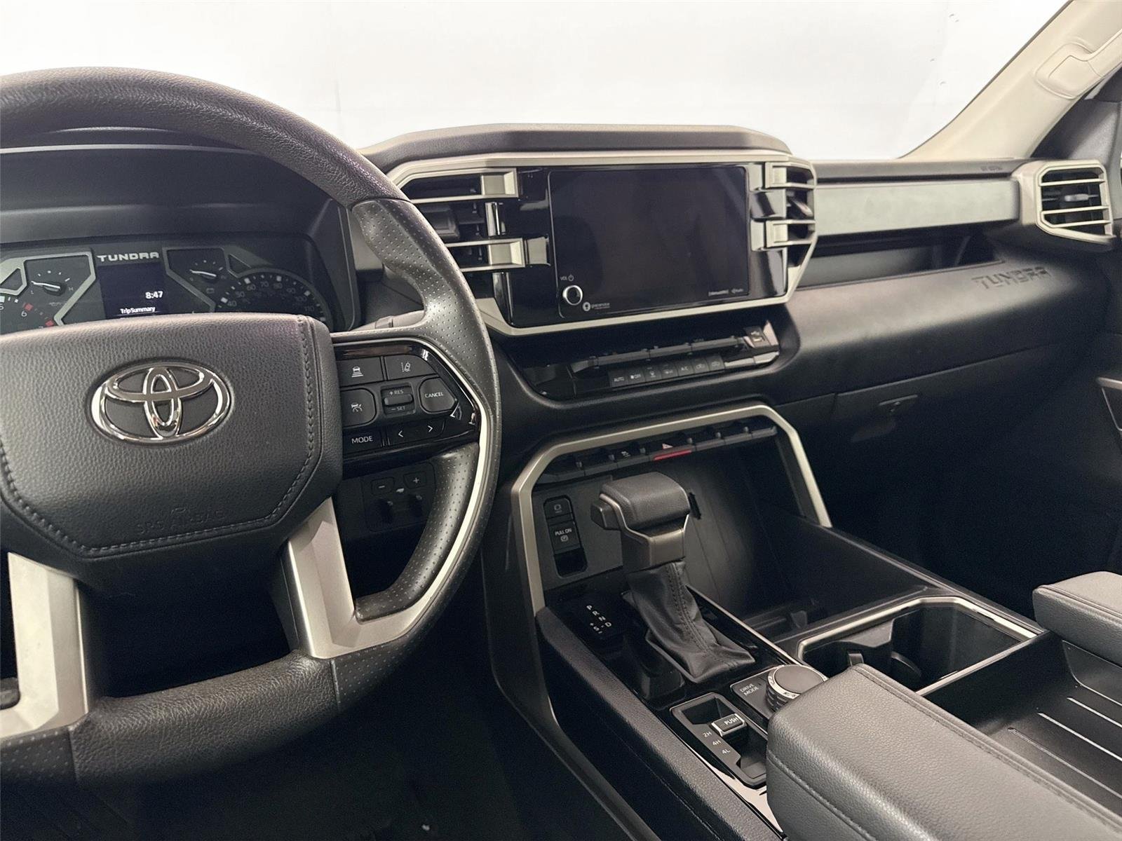 Used 2023 Ice Cap Toyota SR5 image 31