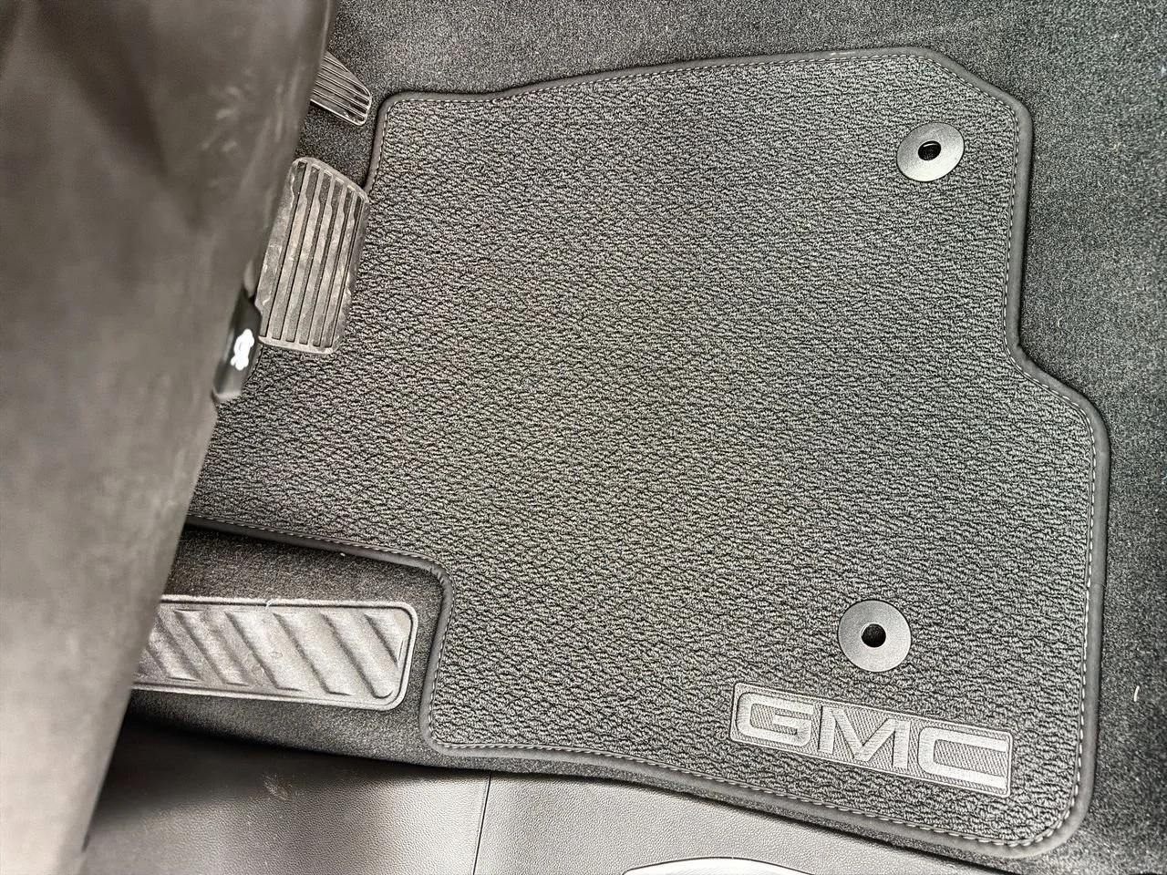 New 2026 Onyx Black GMC Denali image 30
