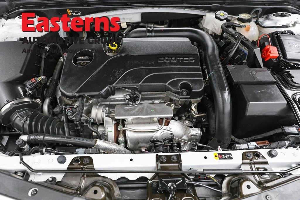 Used 2024 White Chevrolet LT image 7