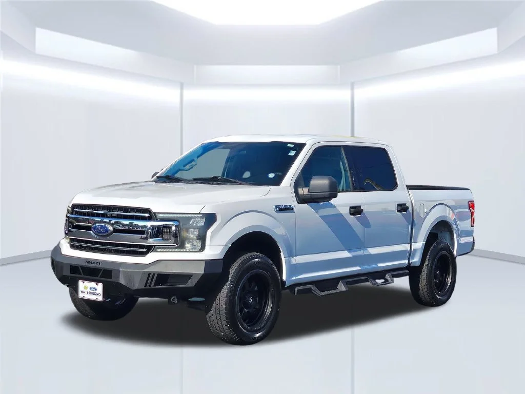 Certified Used 2018 White Ford XLT image 2