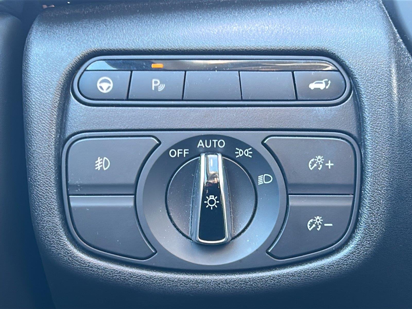 Used 2021  INFINITI LUXE image 13