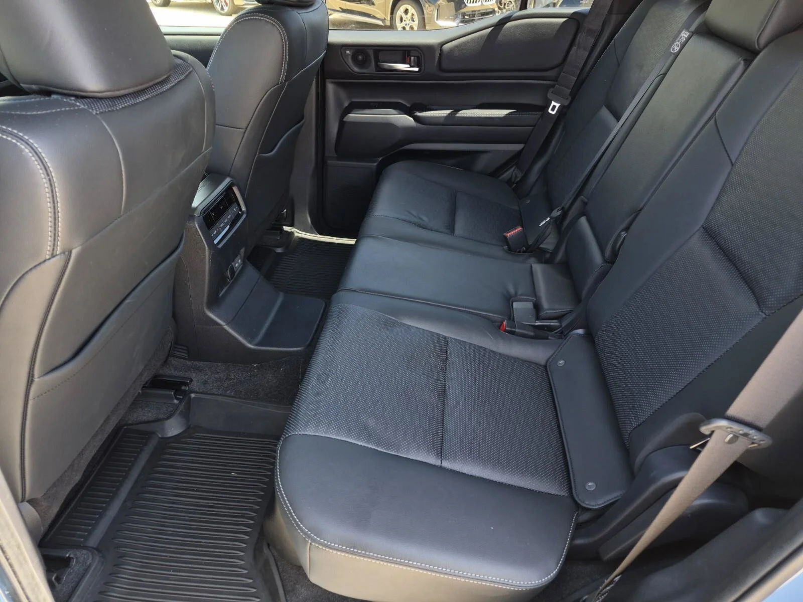 Used 2025 Heritage Blue/Gray Scape Toyota Base image 18