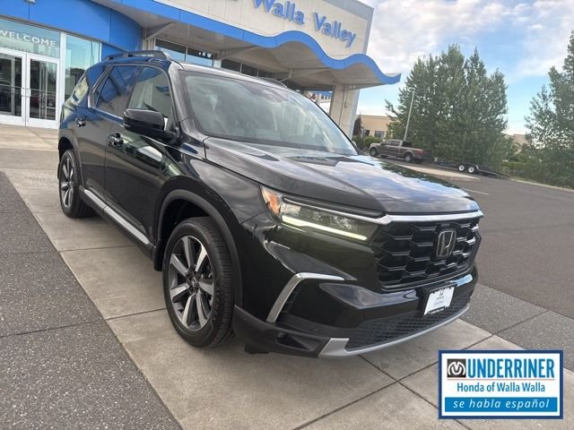 2023 Honda Pilot Touring AWD's photo