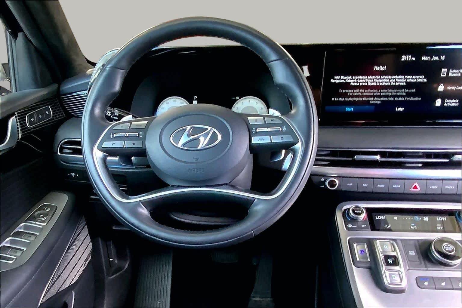 Used 2023 Moonlight Cloud Hyundai Calligraphy image 6