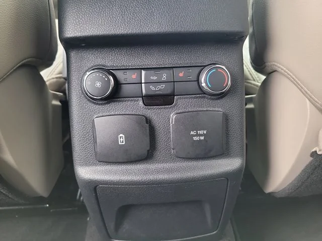 Used 2018 Silver Ford Limited image 19