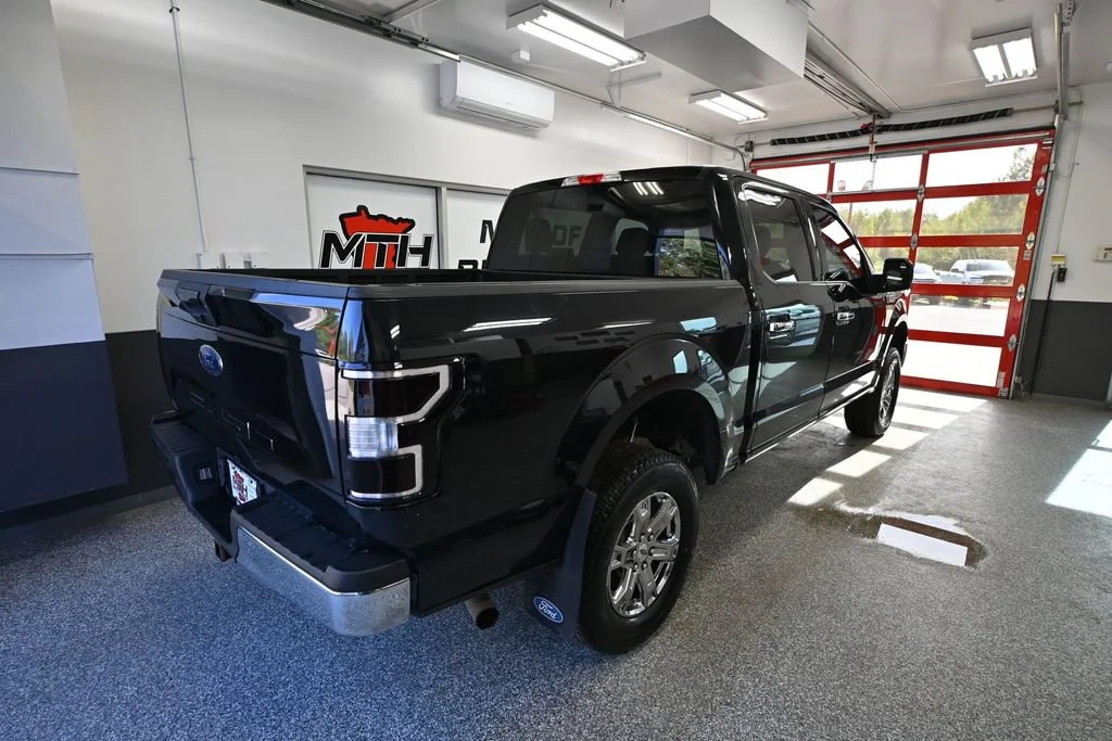 Used 2018 Black Ford XLT image 3