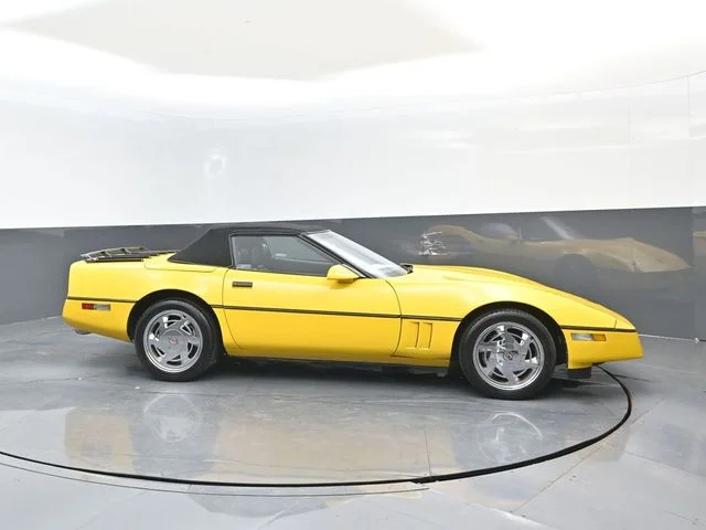 Used 1990 Yellow Chevrolet Base image 3