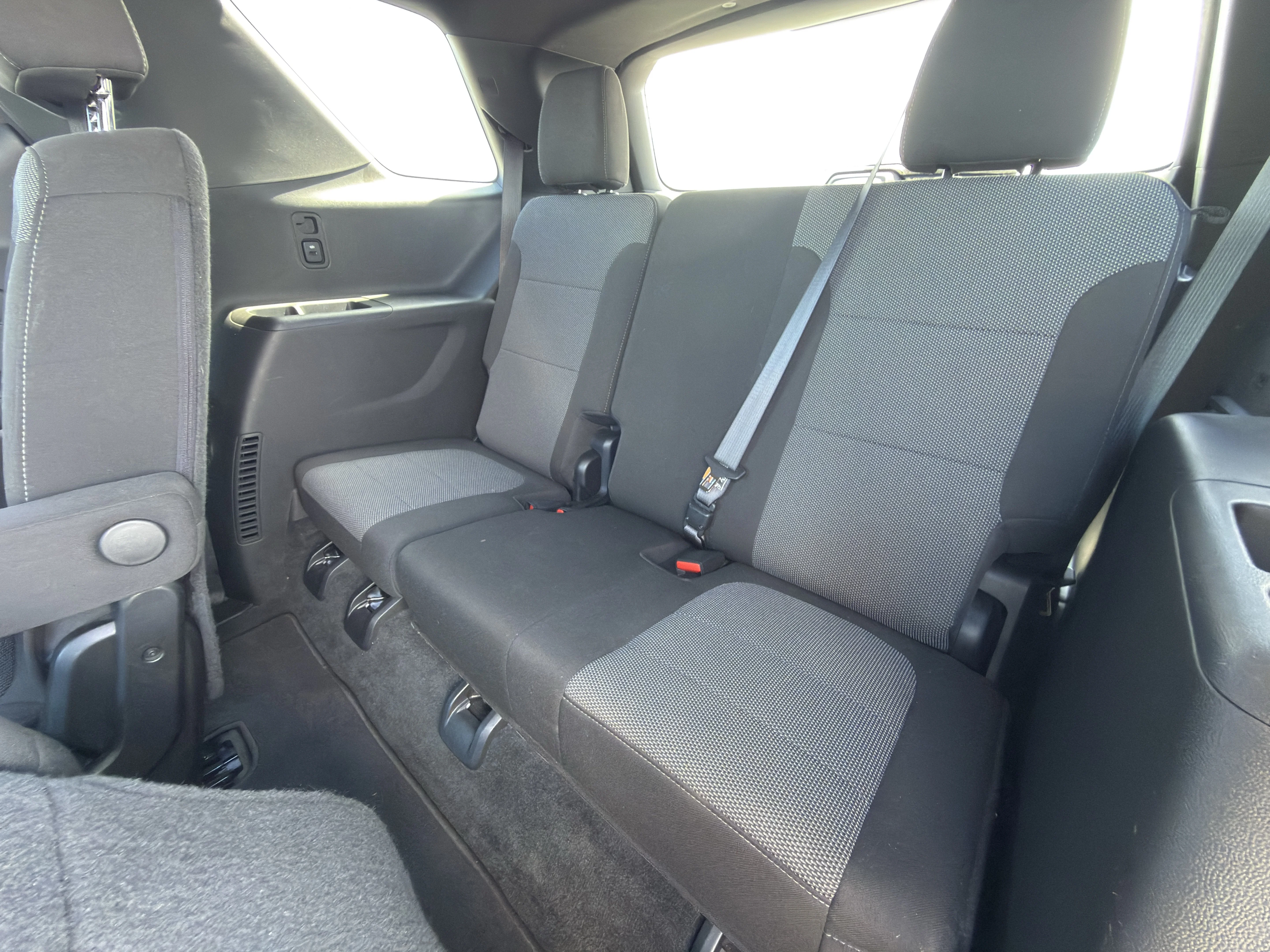 Used 2023 Summit White Chevrolet LT Cloth image 15