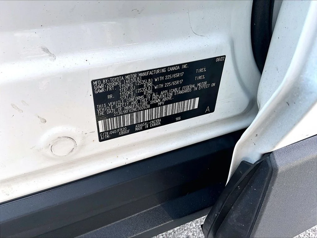 Used 2022 White Toyota LE image 36