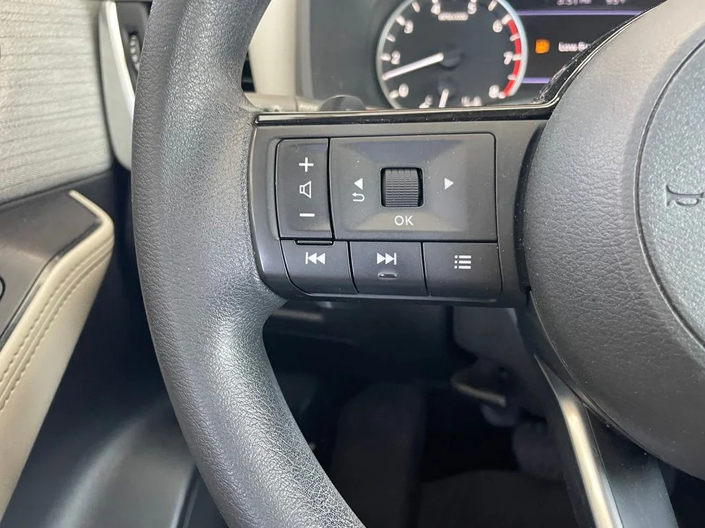 Used 2023 White Nissan SV image 12