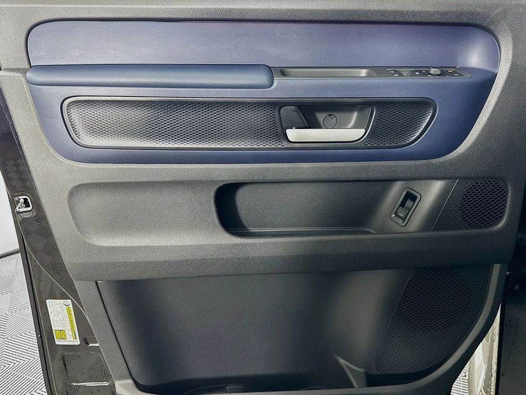 2025 Volkswagen ID. Buzz PRO S - Photo 26