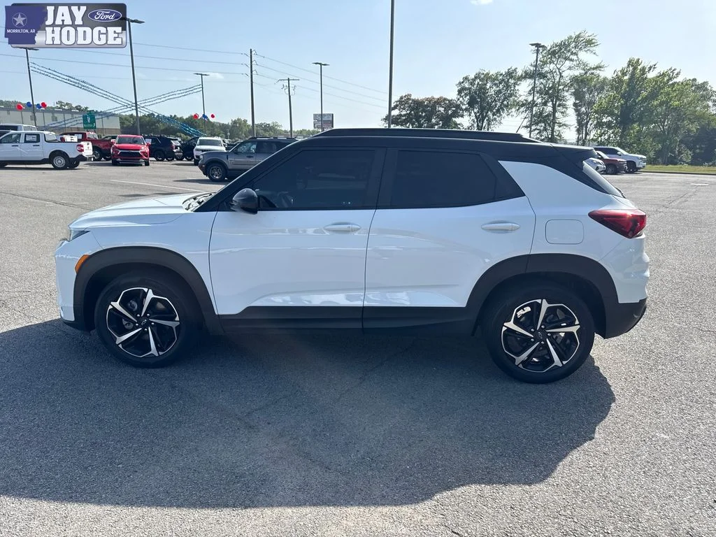 Certified Used 2023 Summit White Chevrolet RS image 3