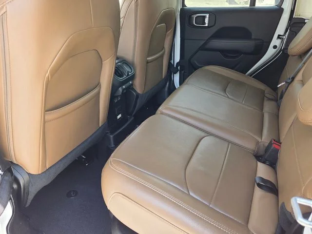 Used 2022 White Jeep Unlimited Sahara 4xe image 12