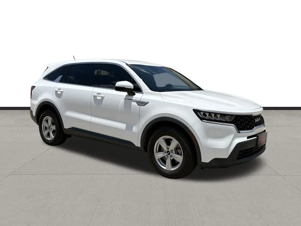 Used 2023 Glacial White Pearl Kia LX image 3