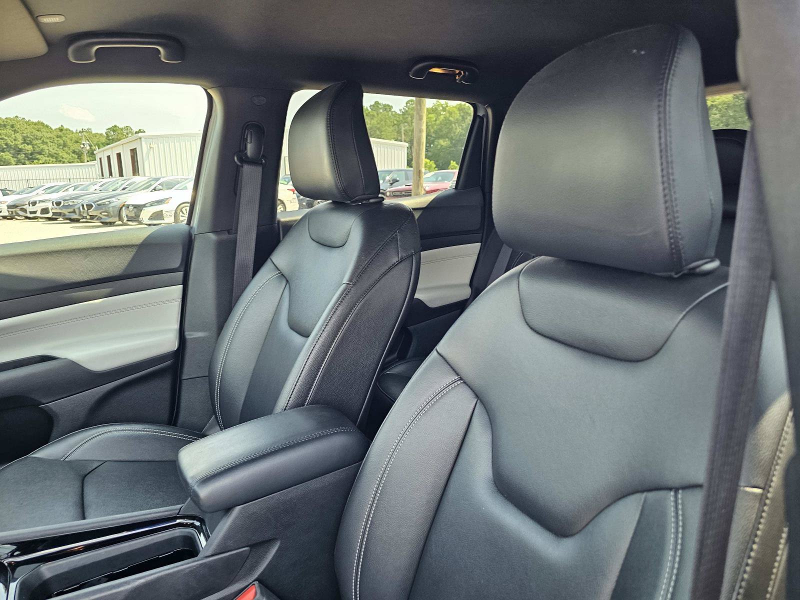 2025 Jeep Compass Limited - Photo 17