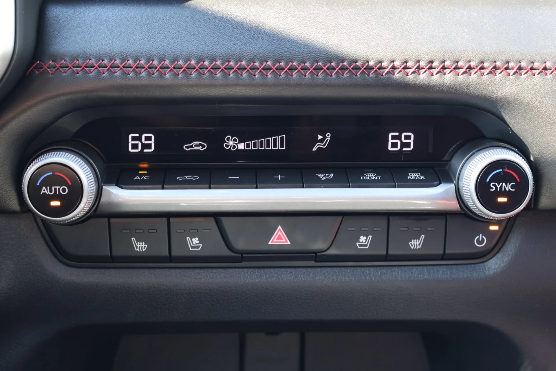 New 2026 Wind Chill Pearl Mazda Premium AWD image 17