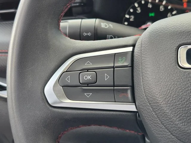 Used 2024 White Jeep Trailhawk image 26