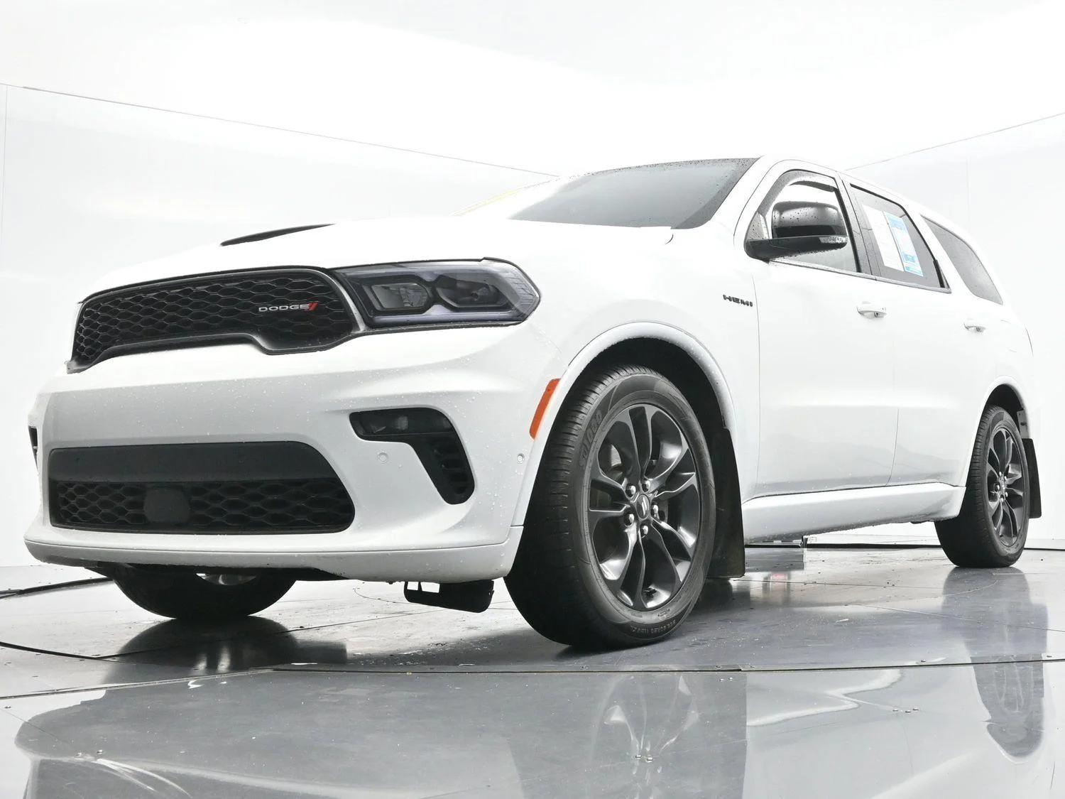 Used 2022 White Knuckle Clearcoat Dodge R/T Plus image 52
