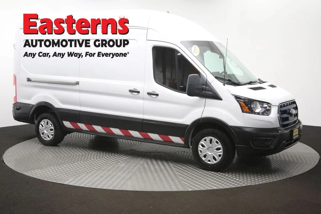 Used 2022 White Ford Base image 45