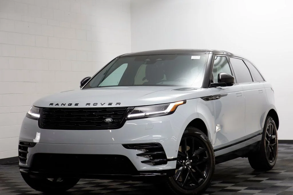 2026 Land Rover Range Rover Velar Dynamic SE