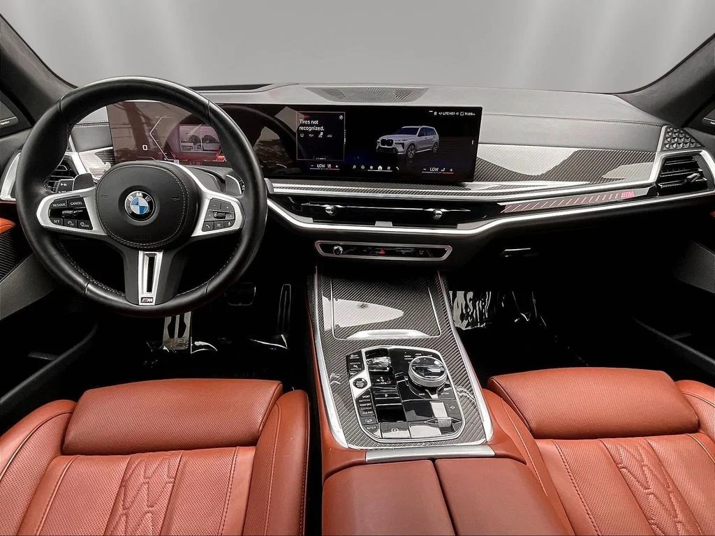 Used 2024 White Metallic BMW M60i image 7