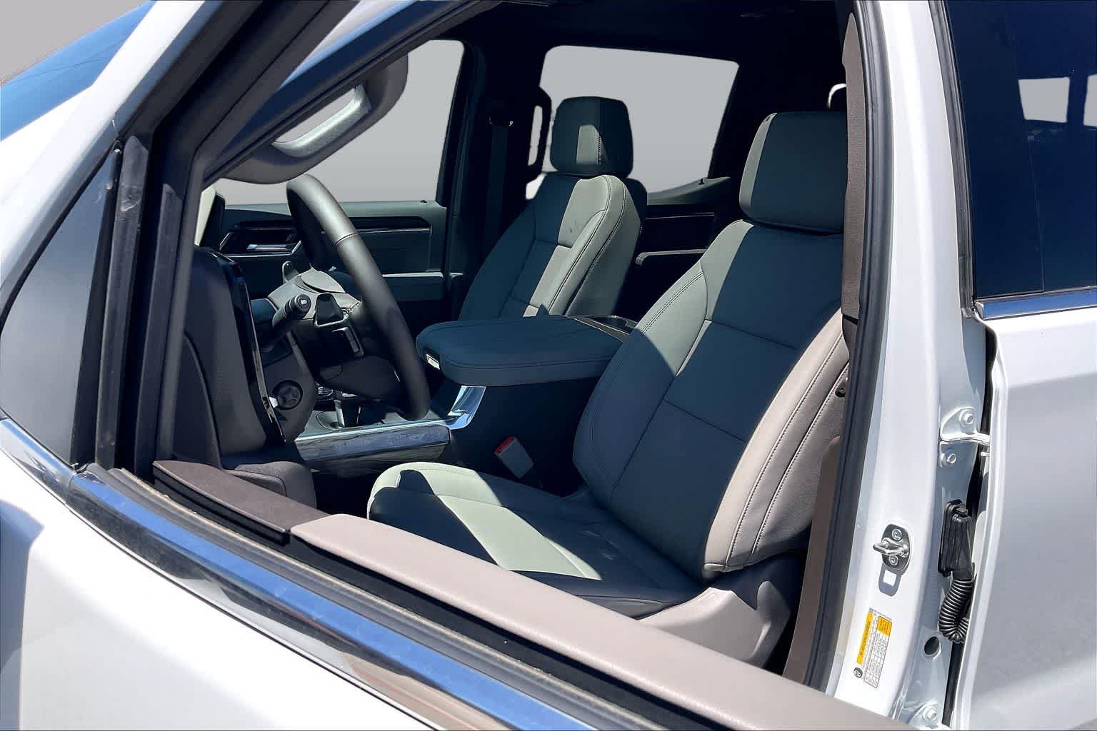 New 2026 Summit White Chevrolet LTZ image 9
