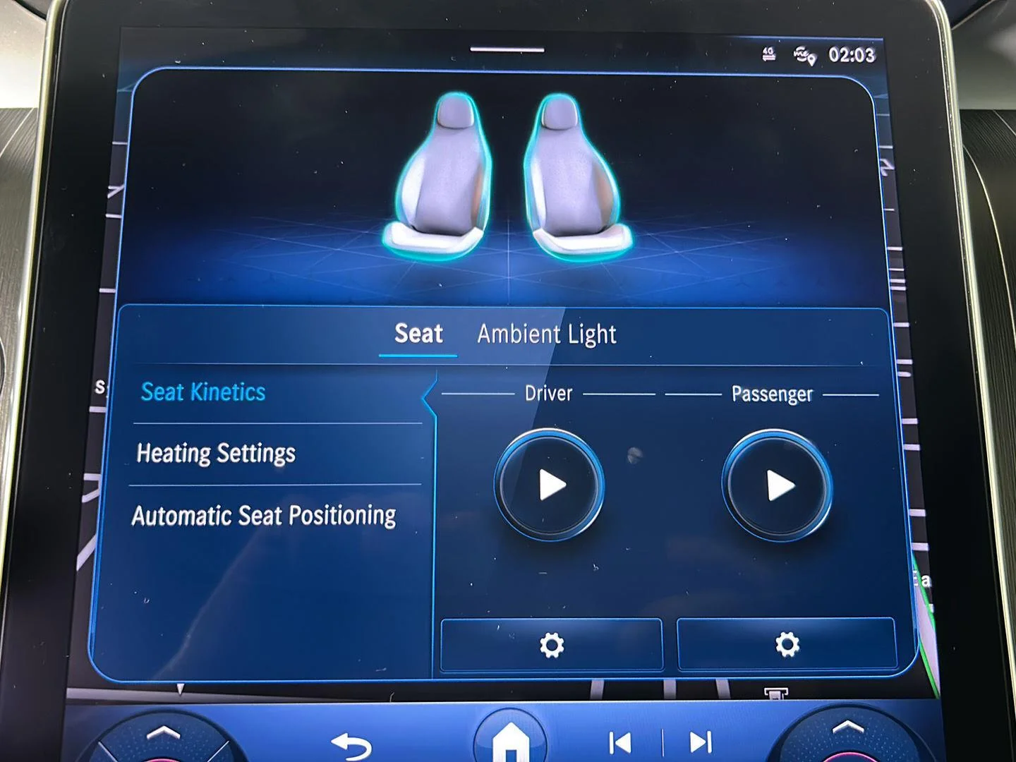 Used 2023 Cirrus Silver Metallic Mercedes-Benz GLC 300 image 27