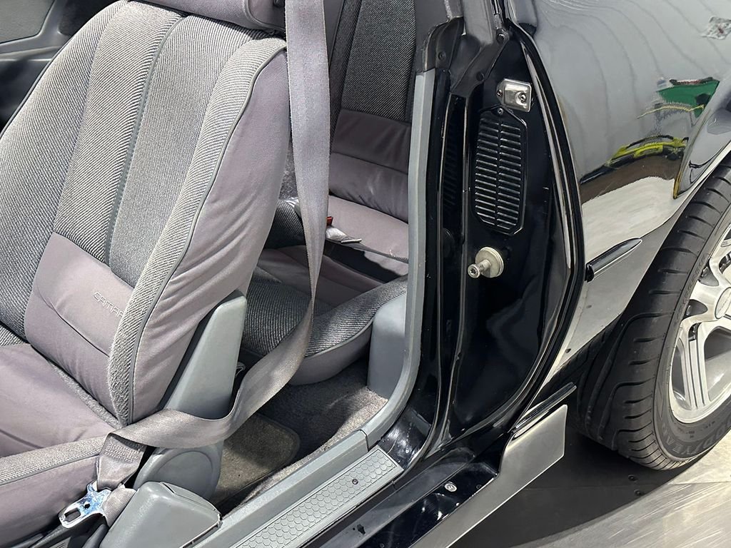 Used 1988 Black Chevrolet IROC-Z image 60