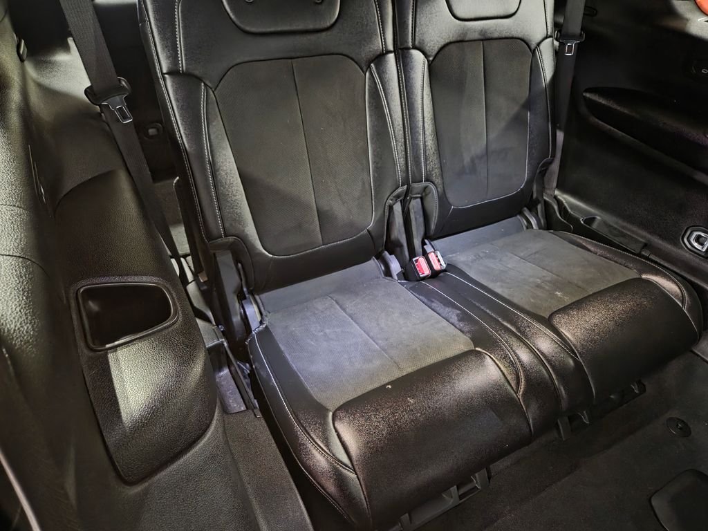 Used 2023 Black Jeep Altitude image 19